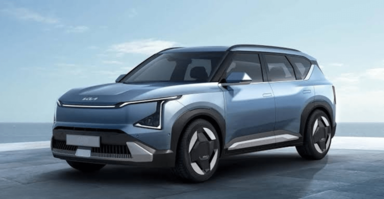 Kia Carens 2025