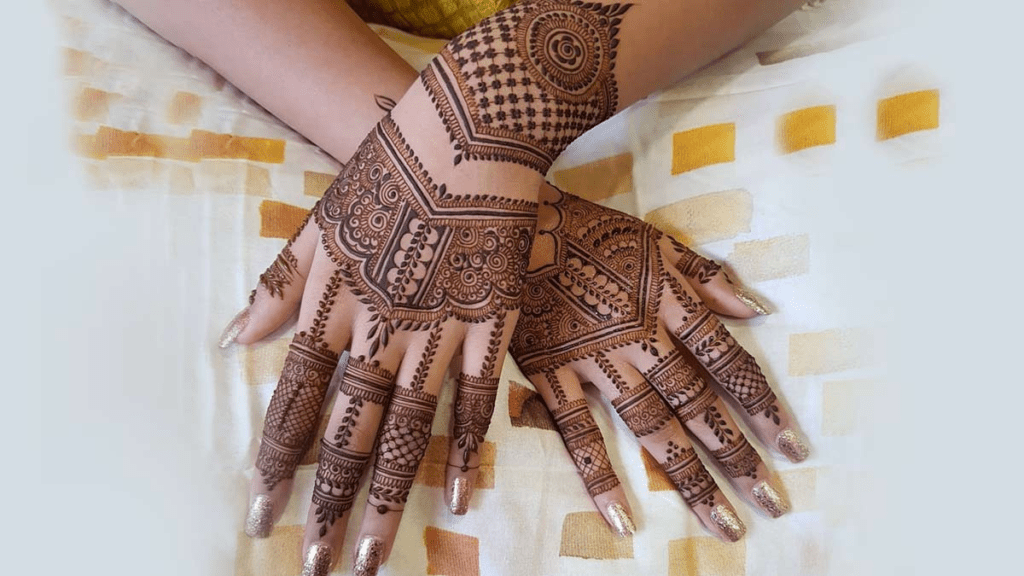 Mehndi Design Simple