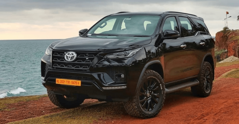 Fortuner Legender Price