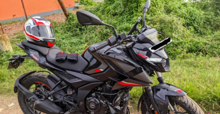 Bajaj Pulsar 250