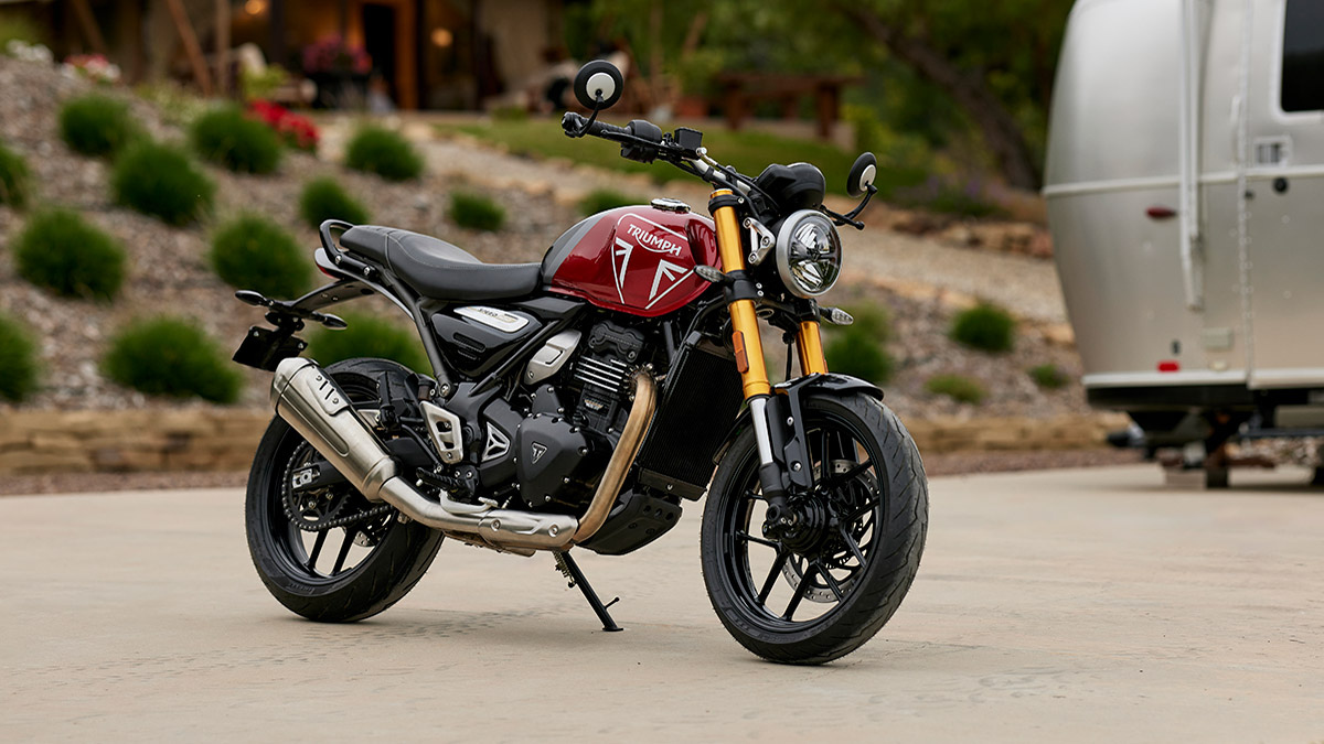 Thruxton 400