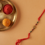 Diya rakhi ideas: देखिए 2025 की टॉप राखियाँ – जो भाई-बहन के रिश्ते को और भी मजबूत करें!