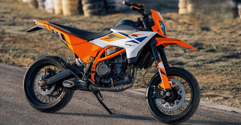 KTM 390 SMCR