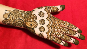 Teej special mehndi:"हरतालिका तीज 2025 की सबसे खूबसूरत और ट्रेंडी मेहंदी डिजाइंस जो आपके हाथों को करेंगी मोहक, जल्दी लगाएं और सबकी नजरें टिक जाएंगी। जानिए लेटेस्ट डिजाइंस और टिप्स।"