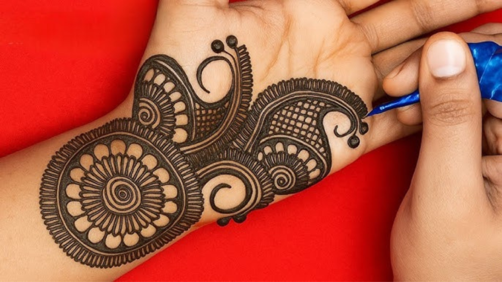 Teej special mehndi:"हरतालिका तीज 2025 की सबसे खूबसूरत और ट्रेंडी मेहंदी डिजाइंस जो आपके हाथों को करेंगी मोहक, जल्दी लगाएं और सबकी नजरें टिक जाएंगी। जानिए लेटेस्ट डिजाइंस और टिप्स।"
