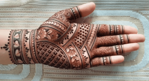Stylish teej mehndi designs