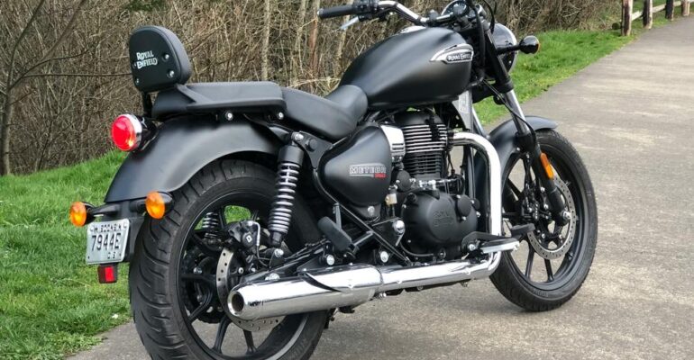 Bullet meteor 350: Royal Enfield Meteor 350 – Thunderbird का दमदार रिप्लेसमेंट, नई डिजाइन और एडवांस इंजन से राइडर का दिल जीतने वाली!