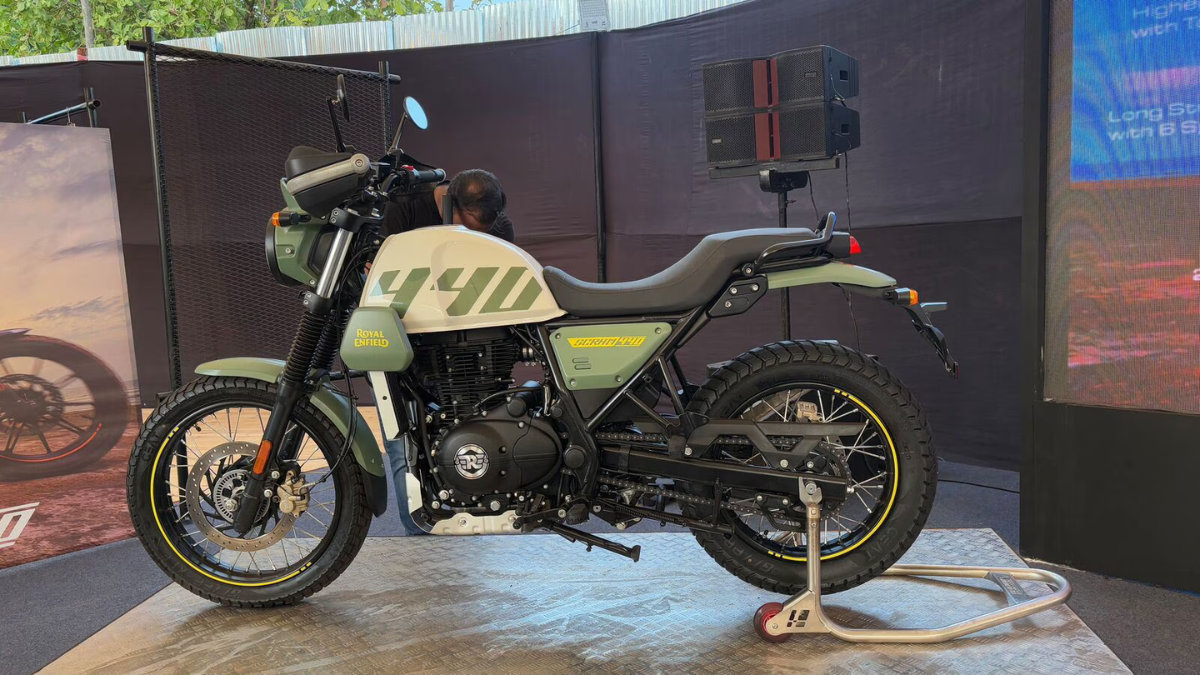 Royal Enfield Scram 440: ताकतवर 443cc इंजन, LED हेडलाइट्स, टॉप बॉक्स और अलॉय व्हील्स के साथ, शहर से पहाड़ तक हर रोड पर, राइडिंग का नया जोश लेकर आ गई है! जानें इसका पूरा एडवेंचर फैक्टर