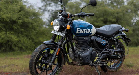 Hunter 350 mileage:अगर आप सोच रहे हैं Hunter 350 की माइलेज कैसी है, तो यह लेख आपके लिए है! 13 लीटर टैंक में कितने किलोमीटर चलती है यह दमदार बाइक, पूरा सच पढ़ें।