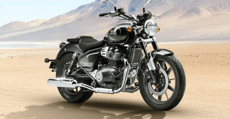 Meteor 650: क्या आपको पता है Meteor 650 का माइलेज 25 kmpl है? 15.7 लीटर टैंक में यह बाइक कितनी दूरी तय कर सकती है, जानिए पूरी डिटेल्स।