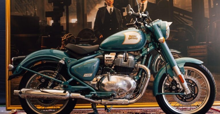 Classic 650 launch date: Classic 650 भारत में लॉन्च—27 मार्च 2025 को आएगी दमदार ट्विन-सिलेंडर बाइक, जानिए कीमत और फीचर्स