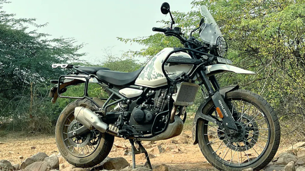 Himalayan 450: नई Himalayan 450 रॉयल एनफील्ड की इस एडवेंचर टूरर बाइक में मिला है अधिक पावर 450cc , परफॉर्मेंस और स्टाइल का जबरदस्त मिश्रण