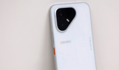 Tecno Pova8